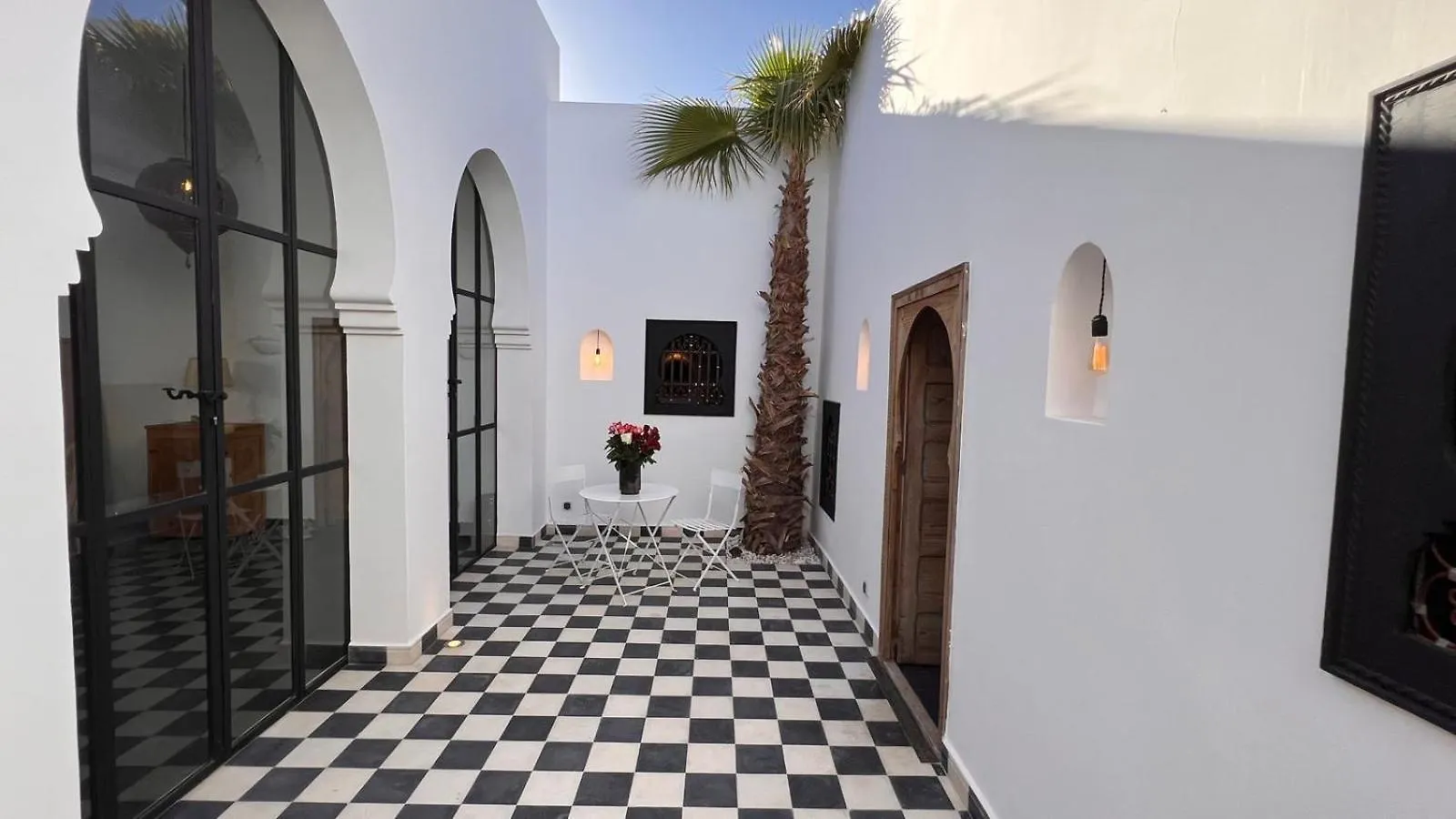 Villa Mauresque Jardin Luxuriant Et Piscine Privee Marrakech Marrakesh